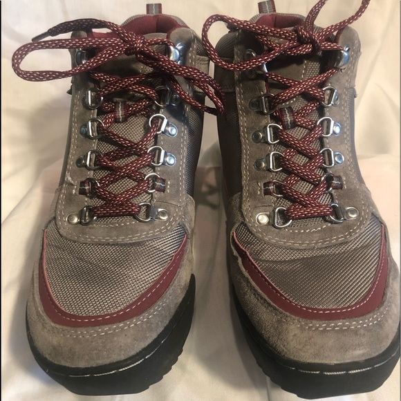 eddie bauer women's hiking shoes